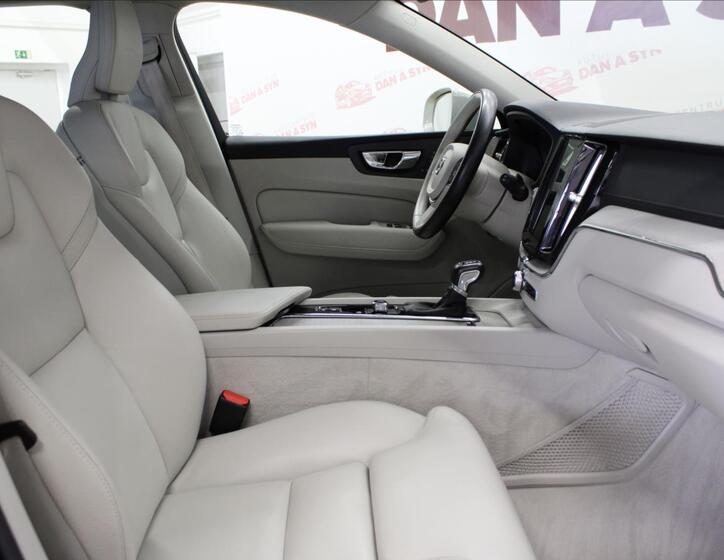 Volvo XC60 12