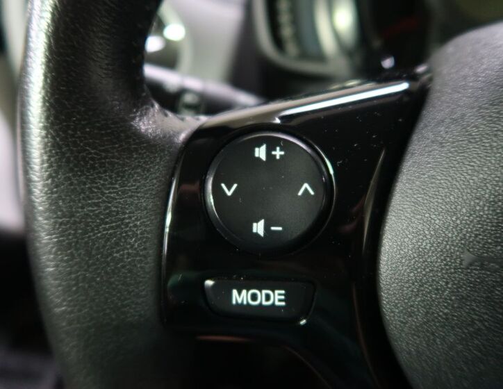 Peugeot 108 25