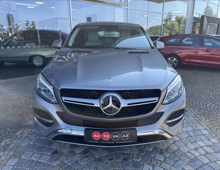 Mercedes-Benz GLE 2