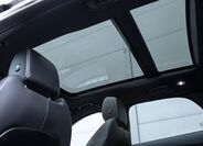 Jaguar F-Pace 24
