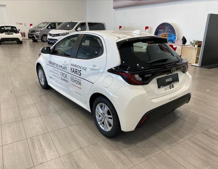 Toyota Yaris 7