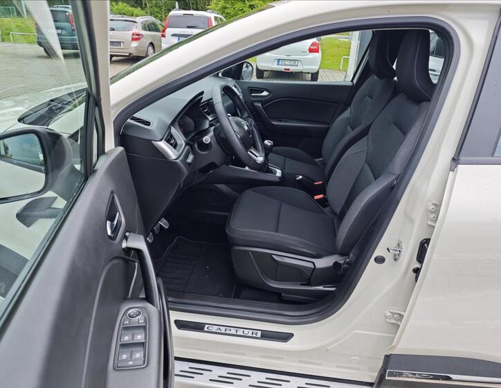 Renault Captur 10