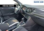 Volkswagen T-Roc 3