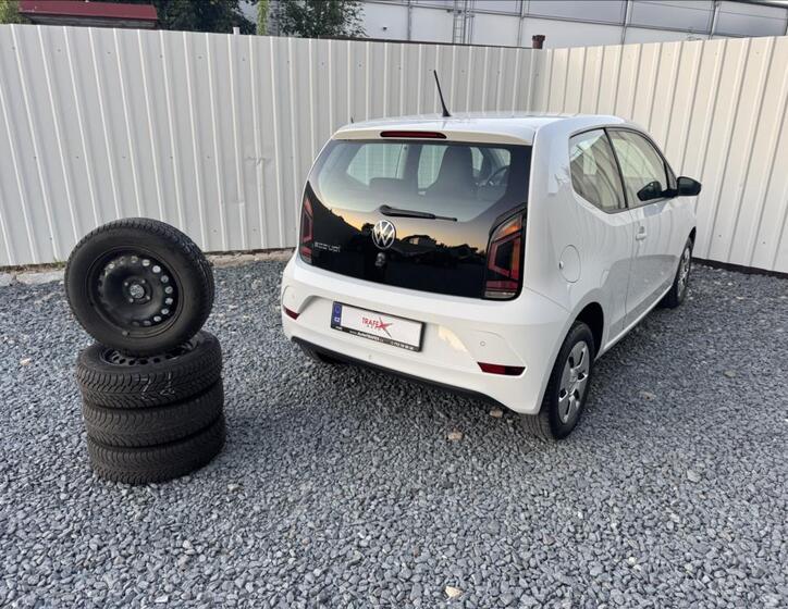Volkswagen up! 47
