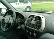 Toyota RAV4 11