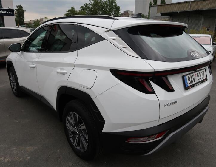 Hyundai Tucson 4