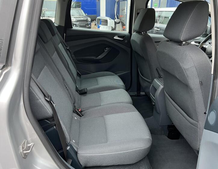 Ford C-MAX 42