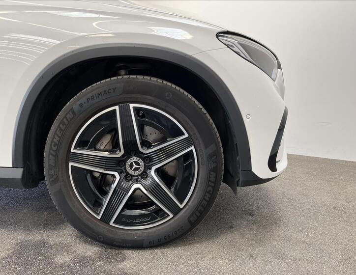 Mercedes-Benz GLC 22