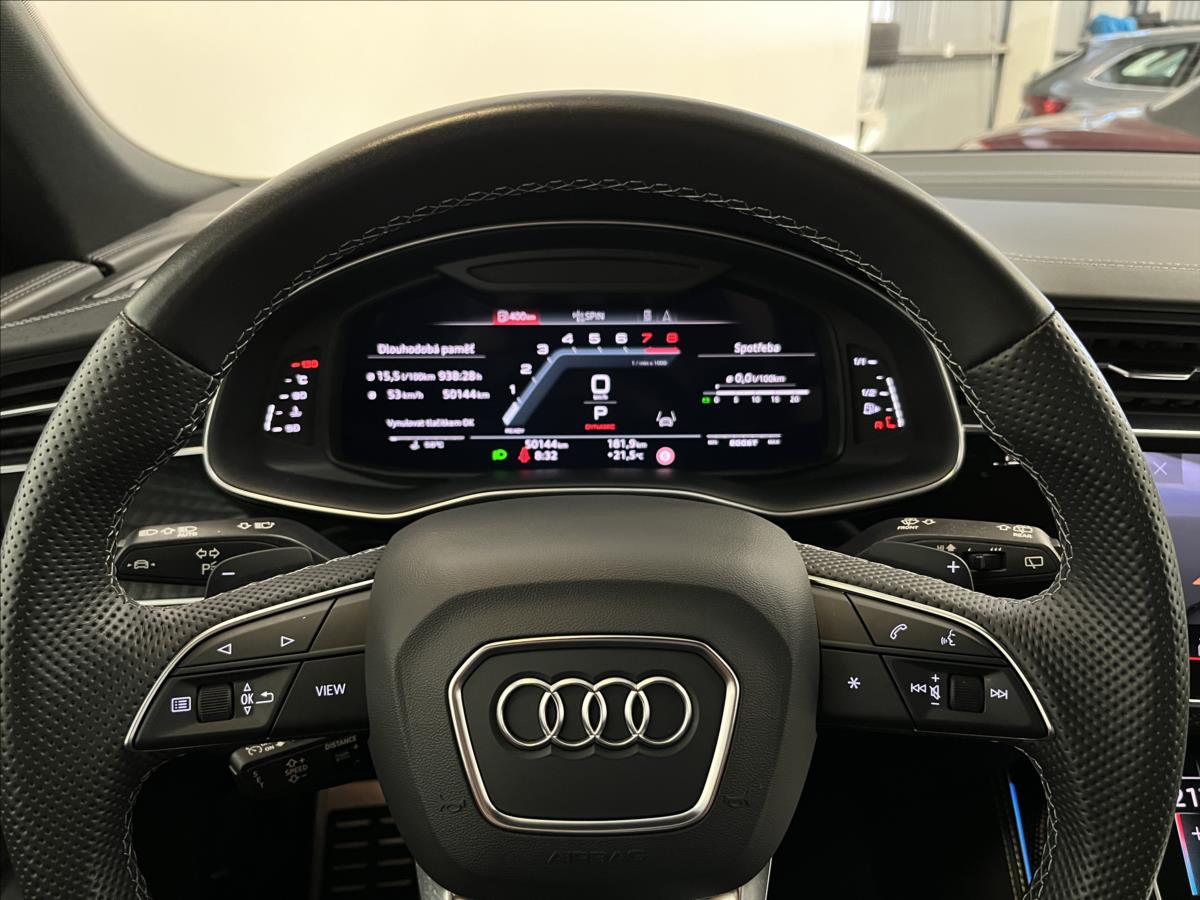 Audi SQ8