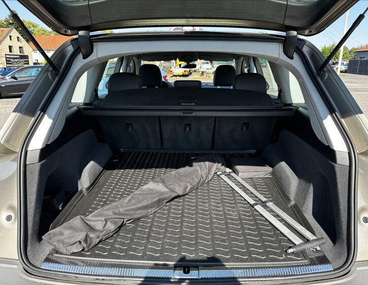 Audi Q7 23