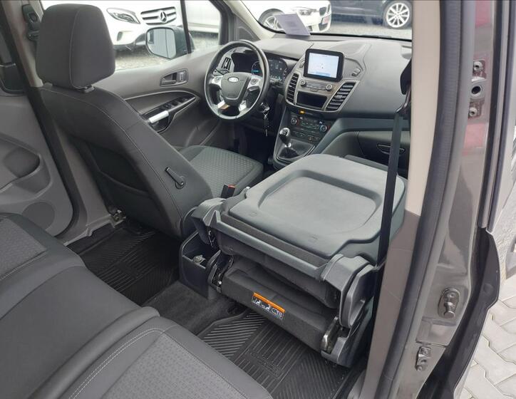Ford Tourneo Connect 24