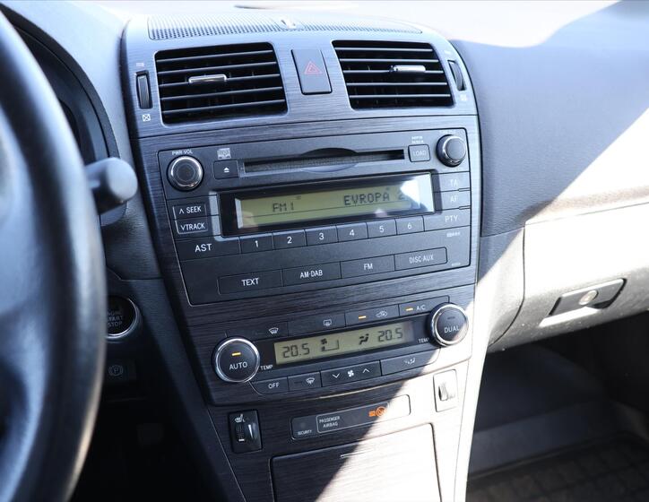 Toyota Avensis 20