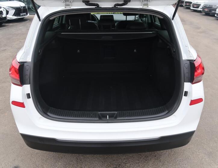Hyundai i30 25