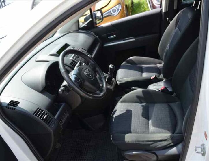 Mazda 5 16