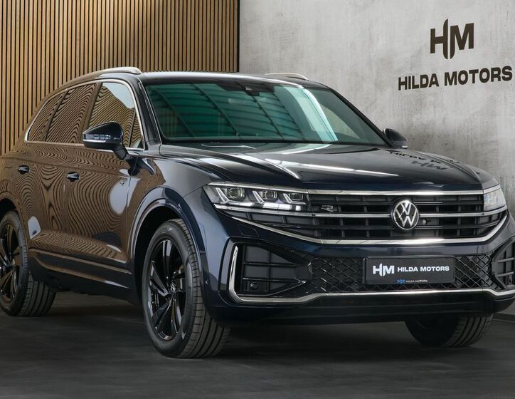 Volkswagen Touareg 1