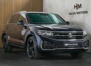 Volkswagen Touareg 1