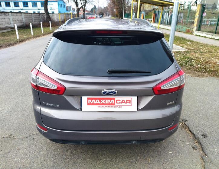 Ford Mondeo 8