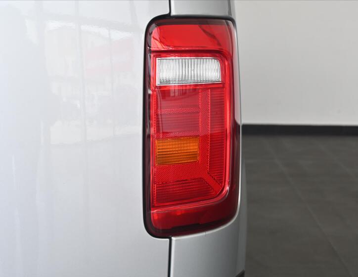 Volkswagen Caddy 26