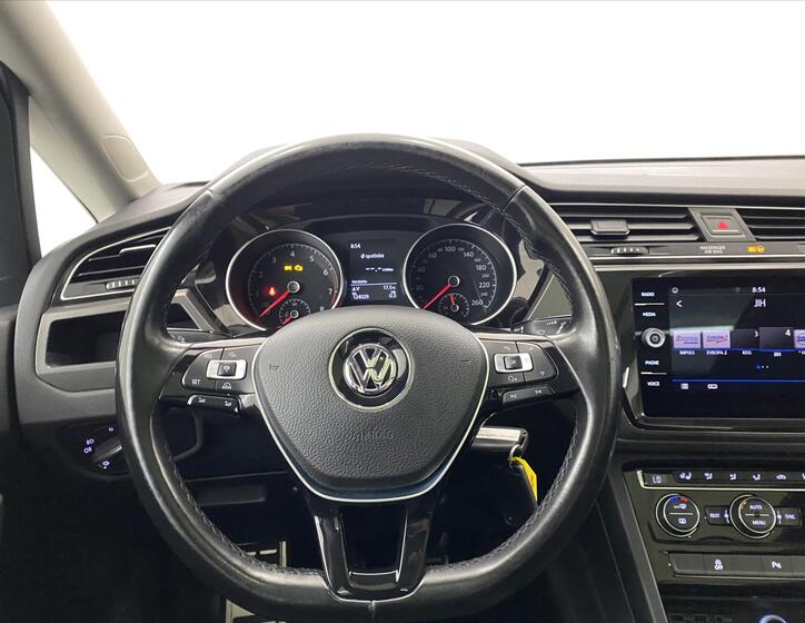 Volkswagen Touran 11