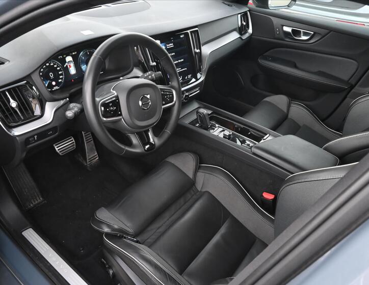 Volvo V60 2