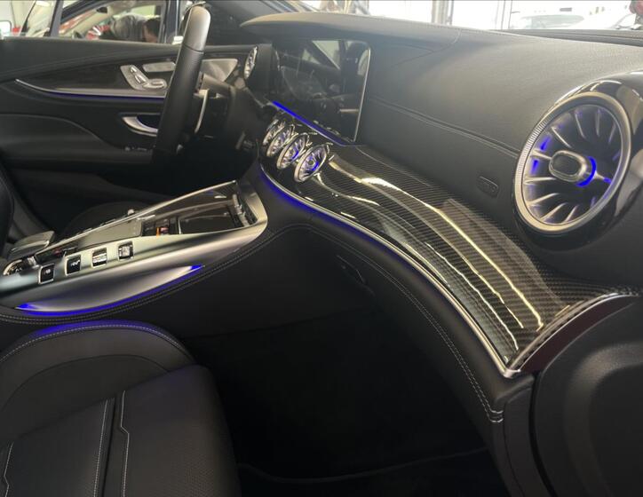 Mercedes-Benz AMG GT 18
