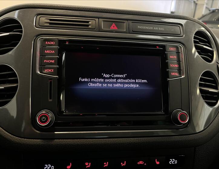 Volkswagen Tiguan 7