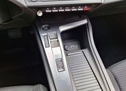 Peugeot 308 11