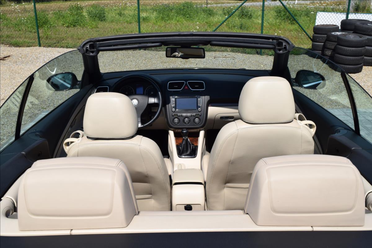 Volkswagen EOS