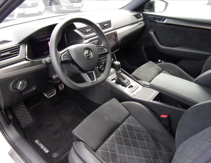 Škoda Superb 6