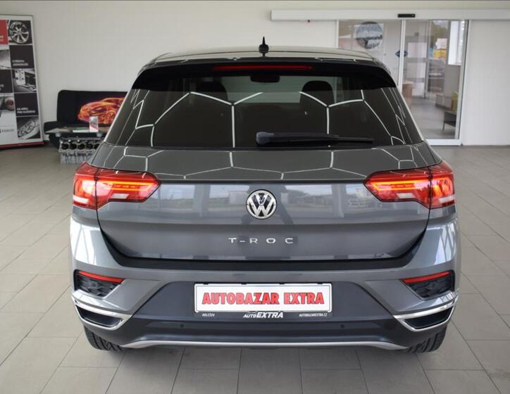 Volkswagen T-Roc 7