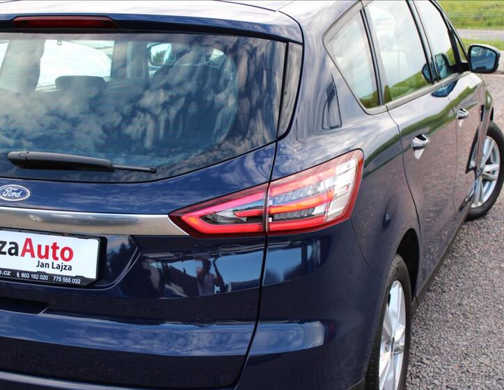Ford S-MAX 5