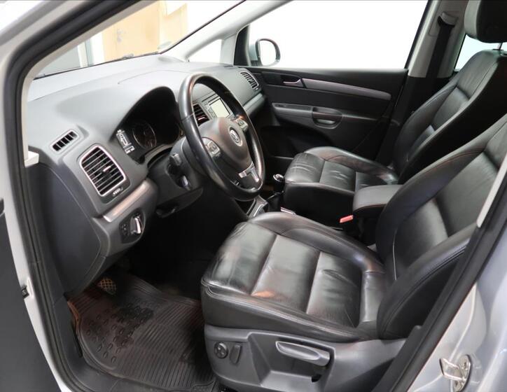 Volkswagen Sharan 7