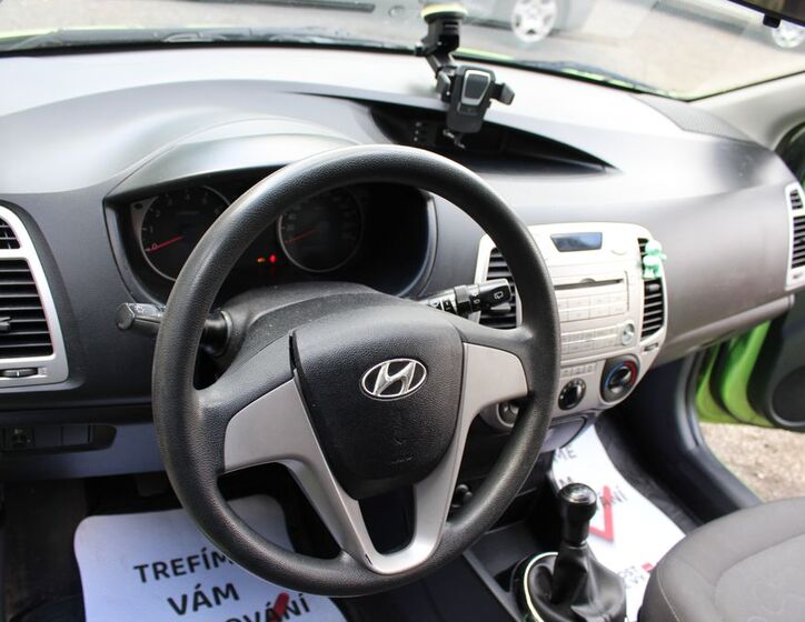 Hyundai i20 20