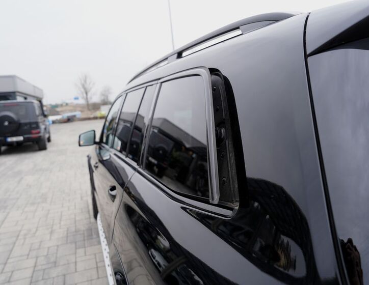 Mercedes-Benz GLS 51