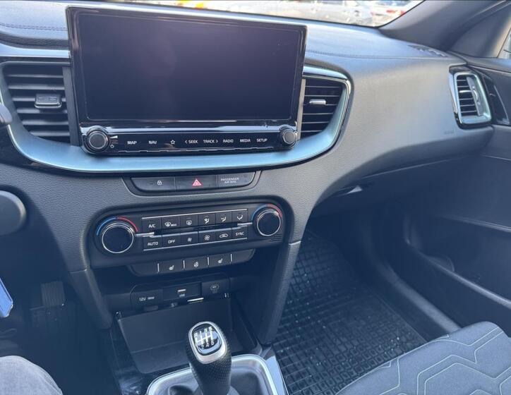 KIA Ceed 12