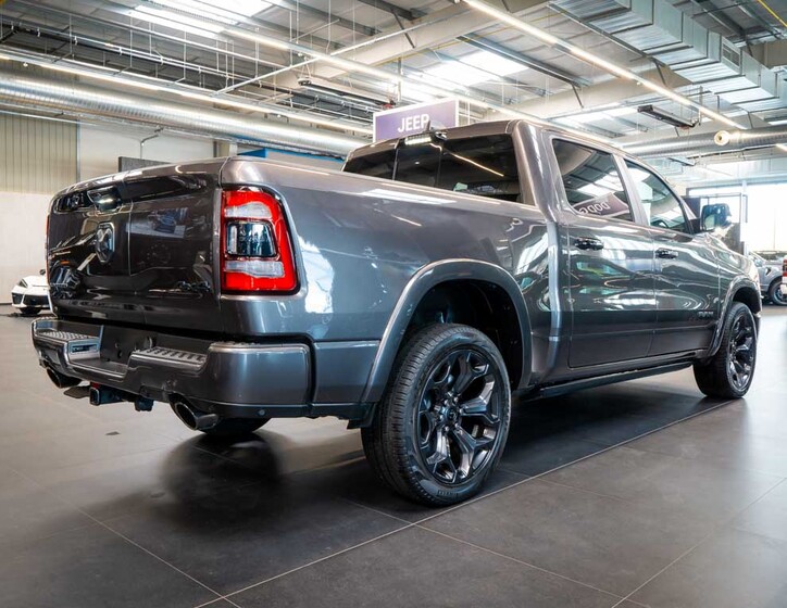 Dodge RAM 10