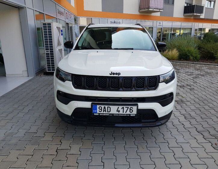 Jeep Compass 4