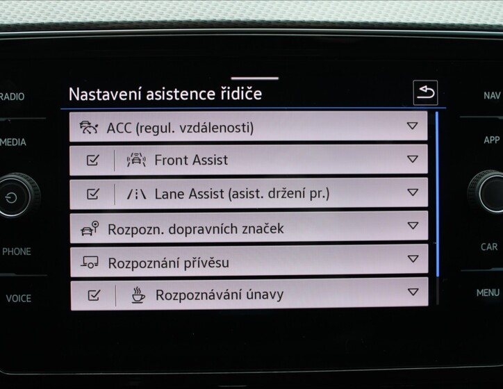 Volkswagen Passat 23
