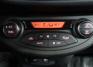 Toyota Yaris 19