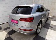 Audi Q5 8