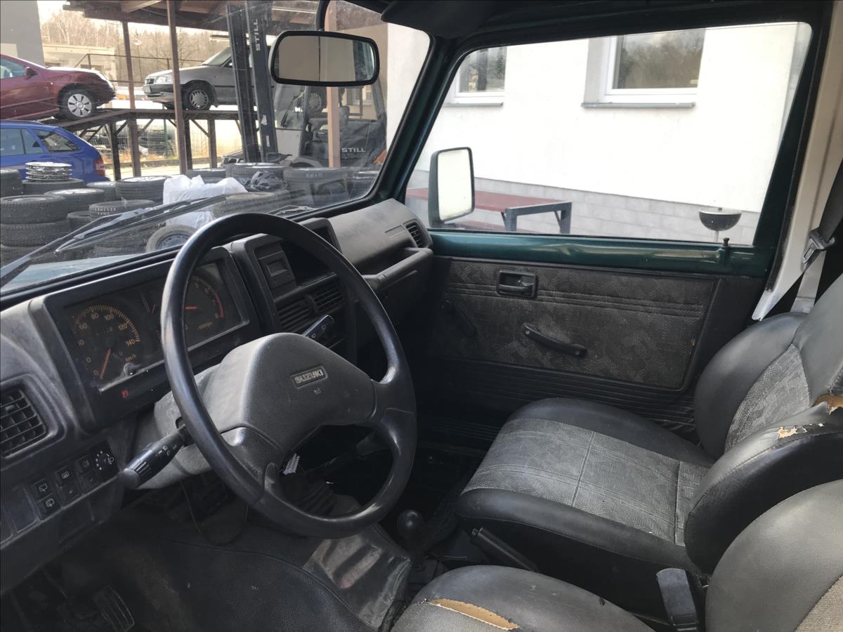 Suzuki Samurai