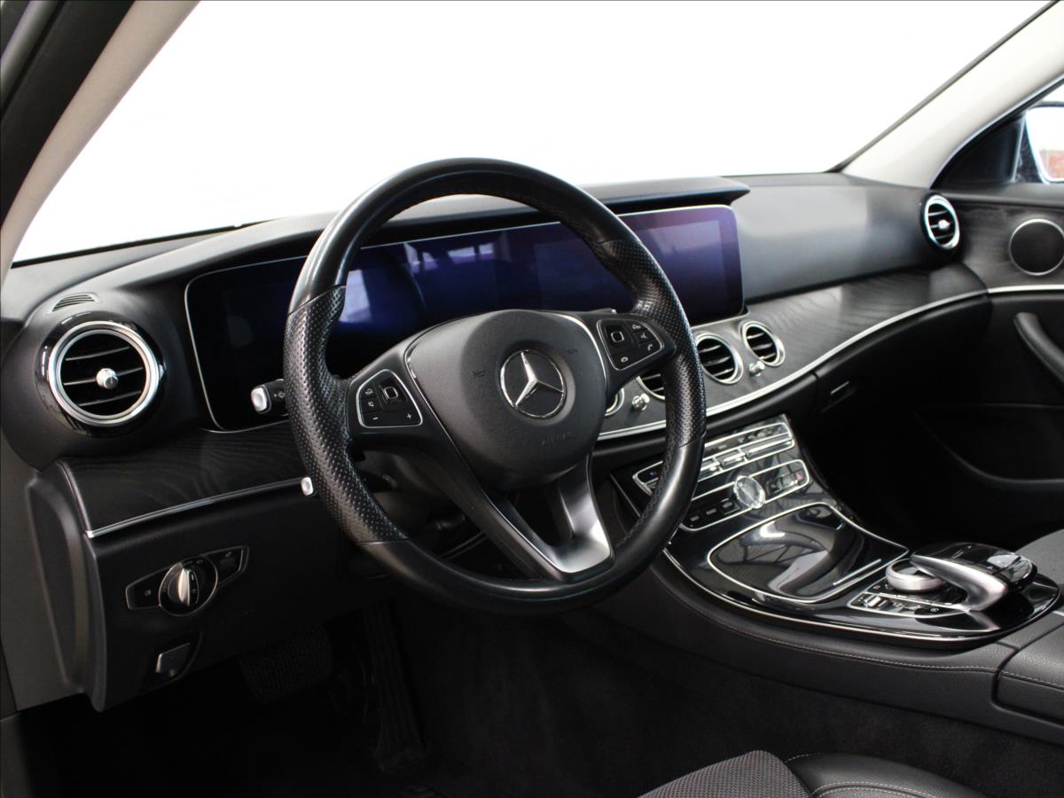 Mercedes-Benz Třídy E
