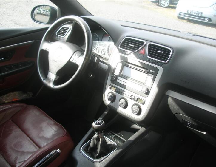 Volkswagen EOS 7