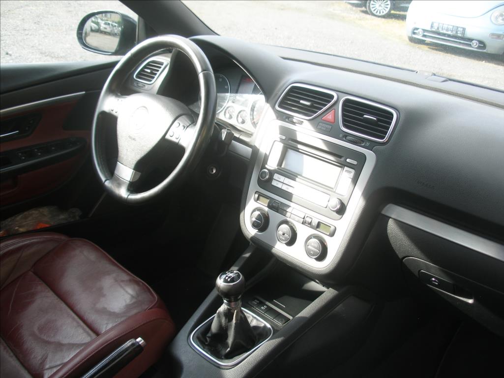 Volkswagen EOS