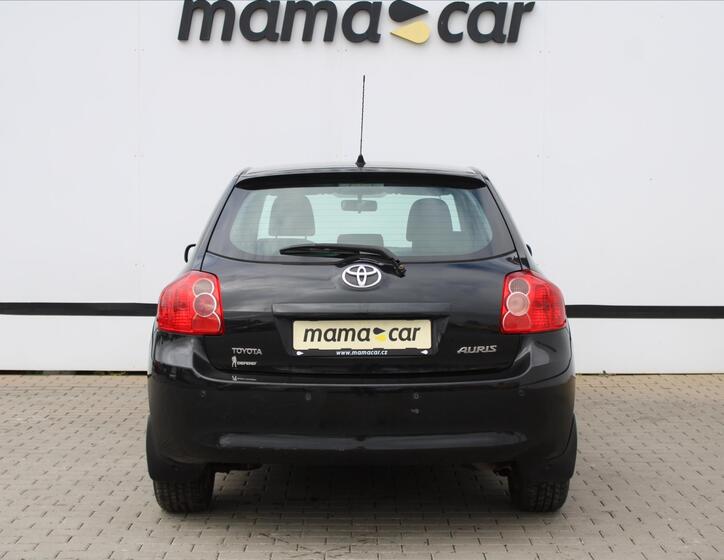 Toyota Auris 6