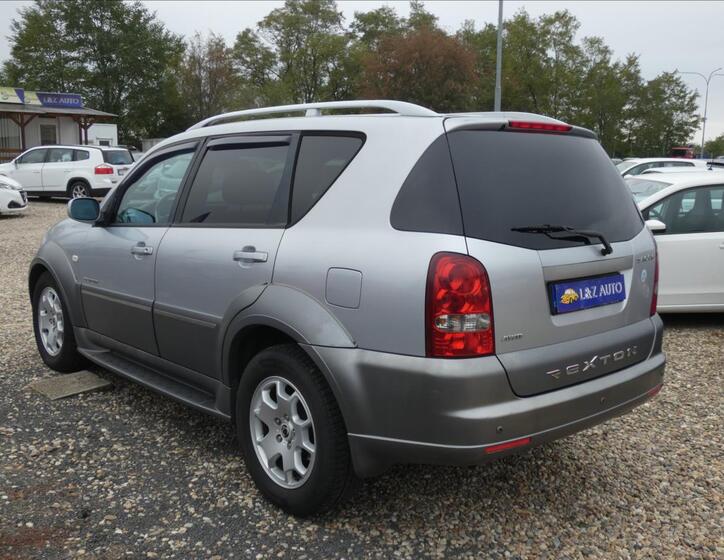 SsangYong Rexton 6