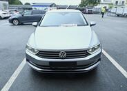 Volkswagen Passat 1