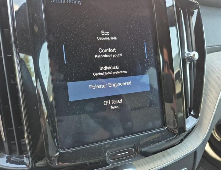 Volvo XC60 19
