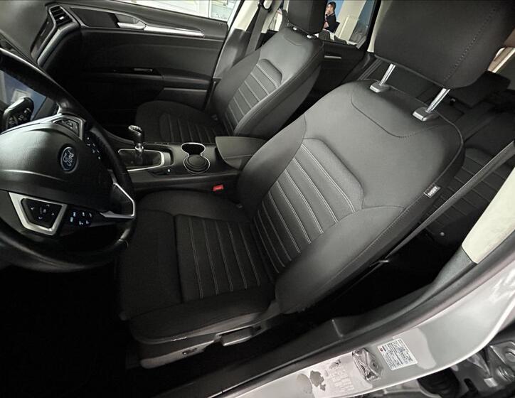 Ford Mondeo 18
