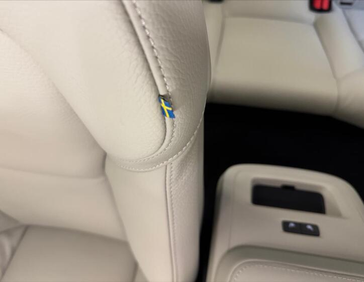 Volvo XC60 12